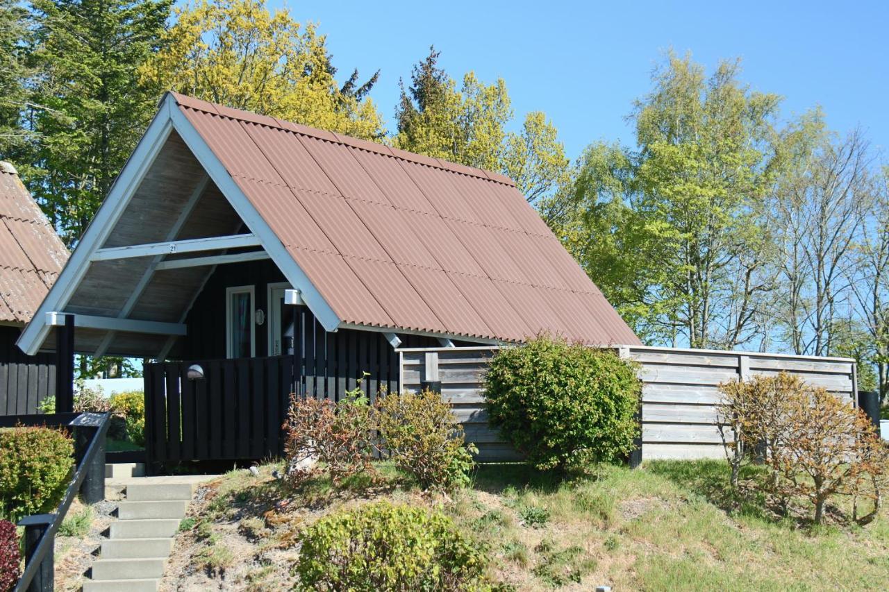 Svalereden Strand Camping Cottages Saeby  Exterior photo